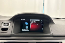 musta Volvo V70 2015 kuva 17.
