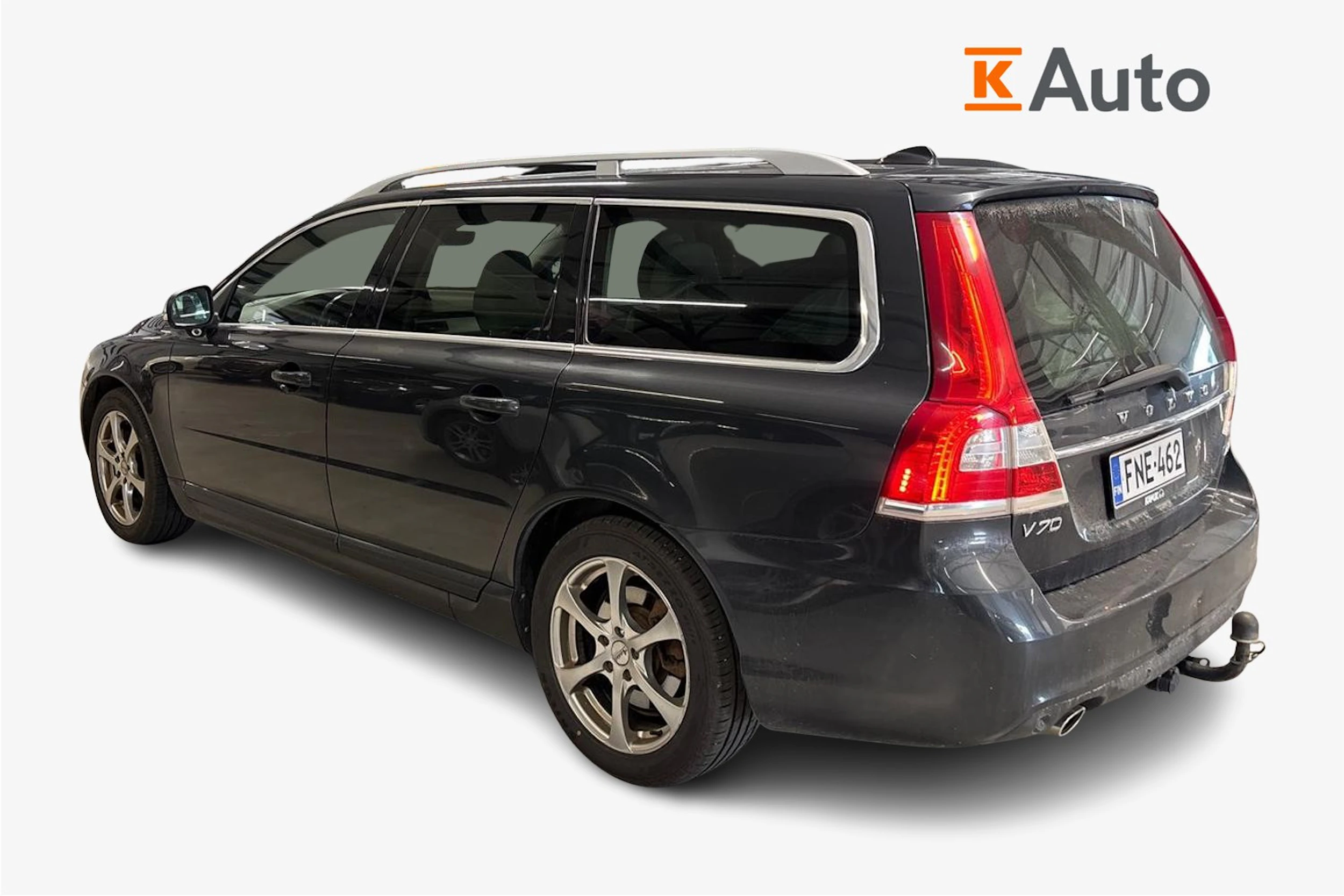 harmaa Volvo V70 2015 kuva 2.