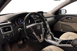 harmaa Volvo V70 2015 kuva 3.