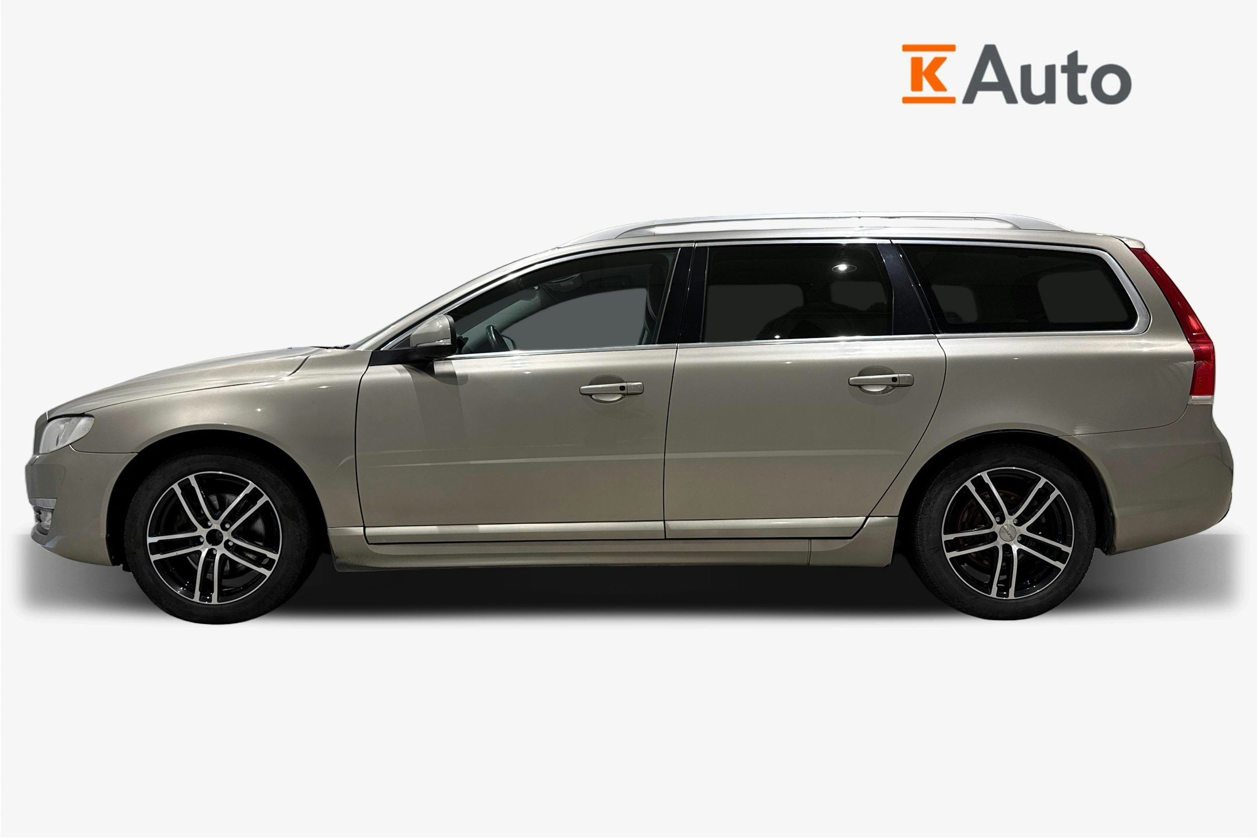 ruskea (beige) Volvo V70 2015 kuva 6.
