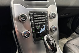 ruskea (beige) Volvo V70 2015 kuva 18.