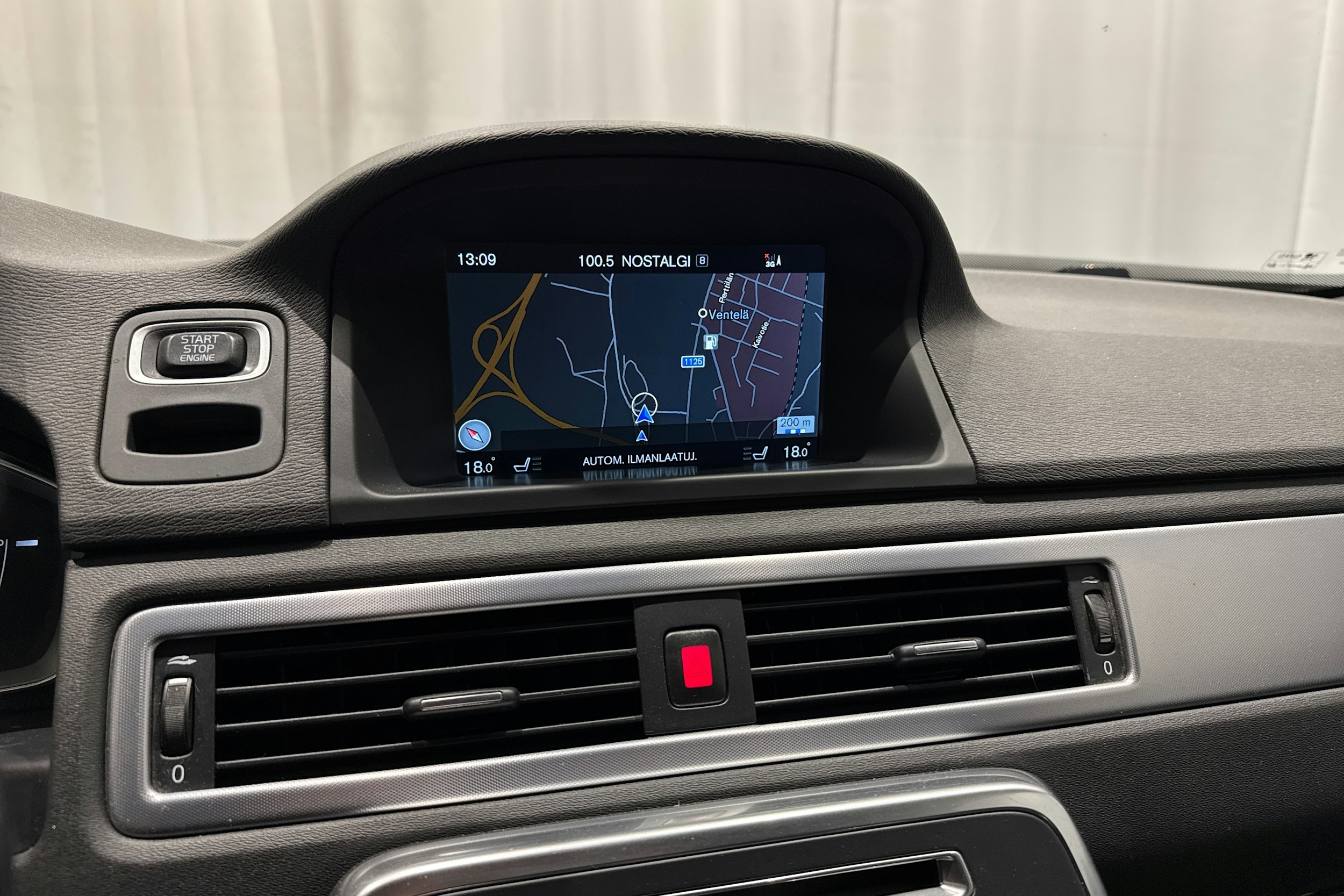 ruskea (beige) Volvo V70 2015 kuva 20.