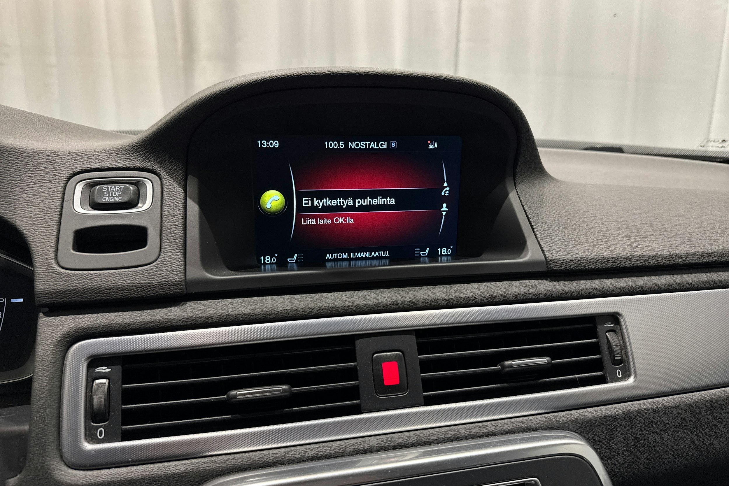 ruskea (beige) Volvo V70 2015 kuva 21.