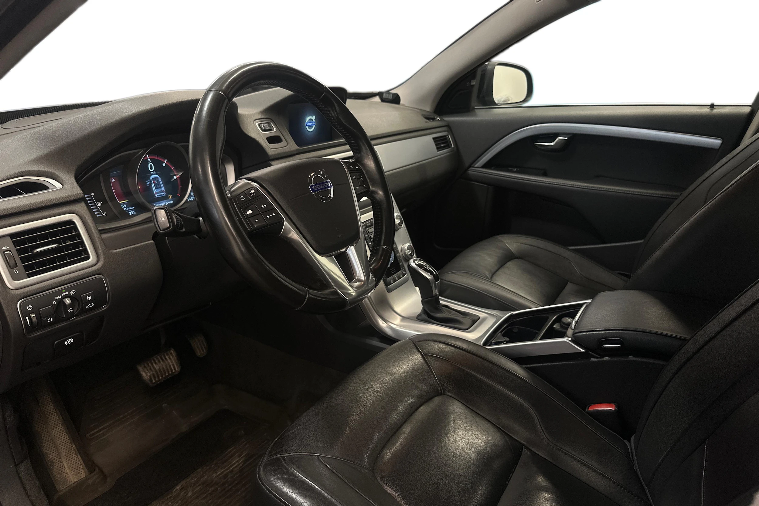 Sininen Volvo V70 2016 kuva 6.