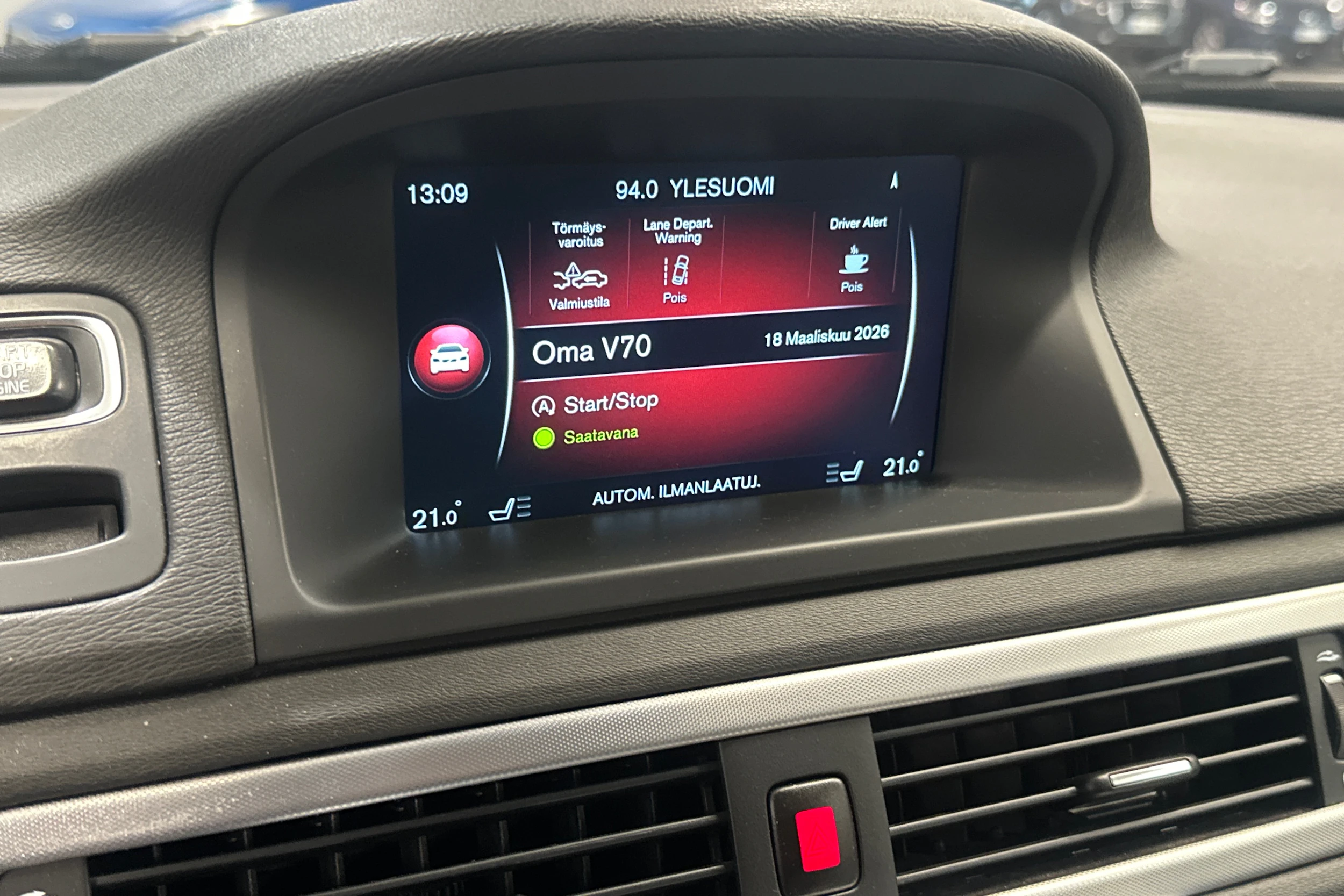 Sininen Volvo V70 2016 kuva 16.