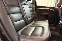 musta Volvo V70 2015 kuva 10.