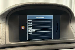 musta Volvo V70 2015 kuva 23.