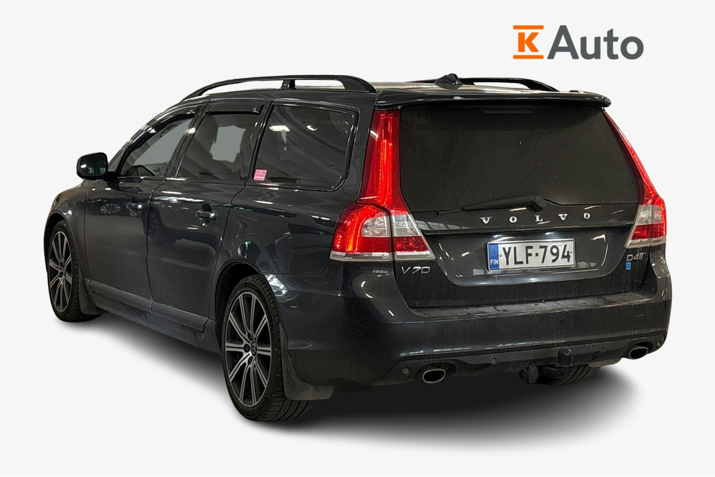 harmaa Volvo V70 2015 kuva 2.