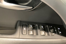 Musta Volvo V70 2015 kuva 18.