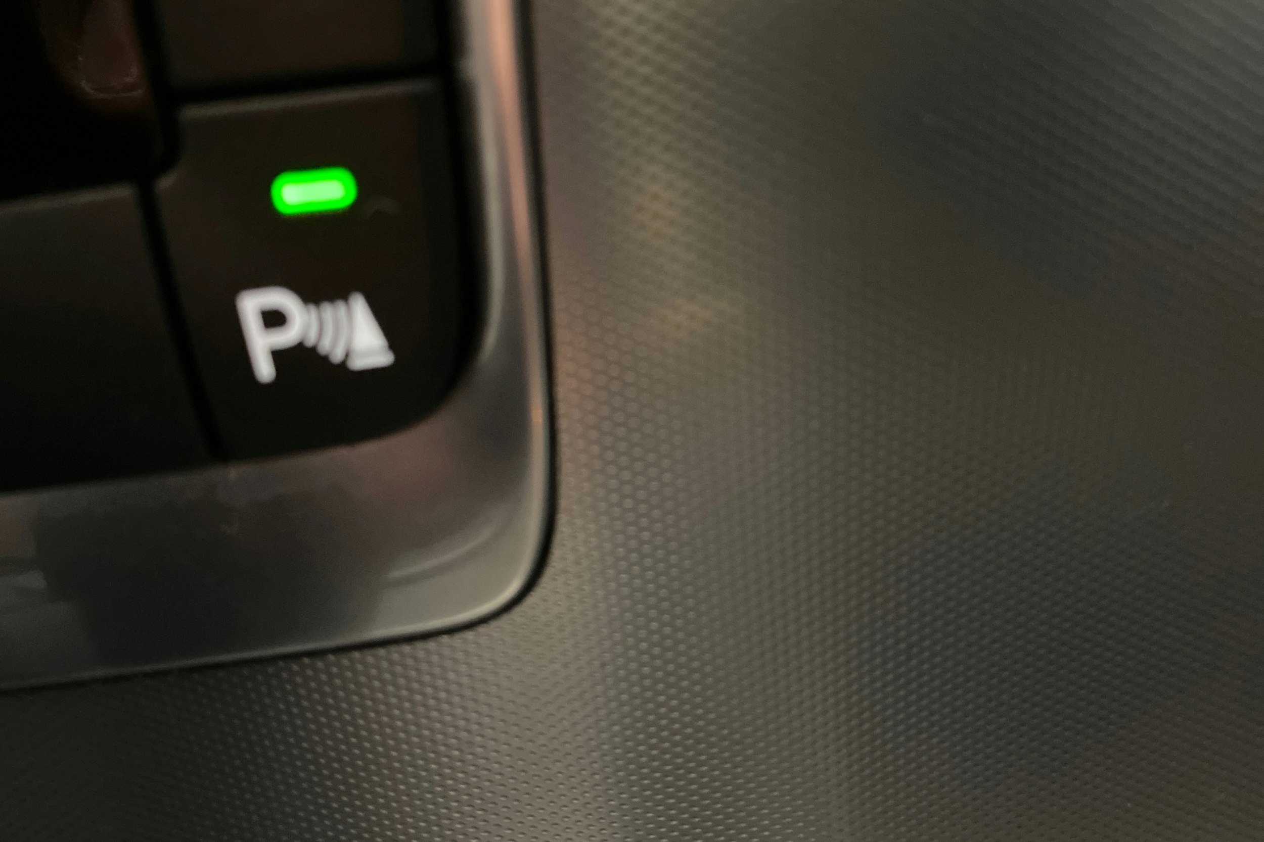 Musta Volvo V70 2015 kuva 25.