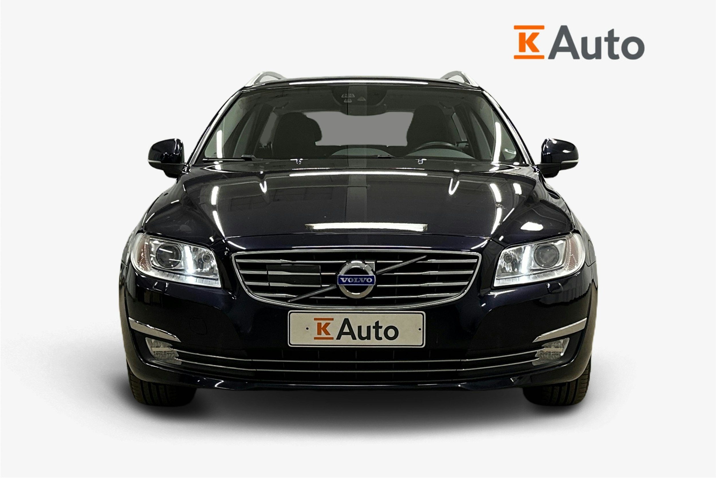 sininen Volvo V70 2016 kuva 5.