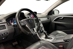 sininen Volvo V70 2016 kuva 7.