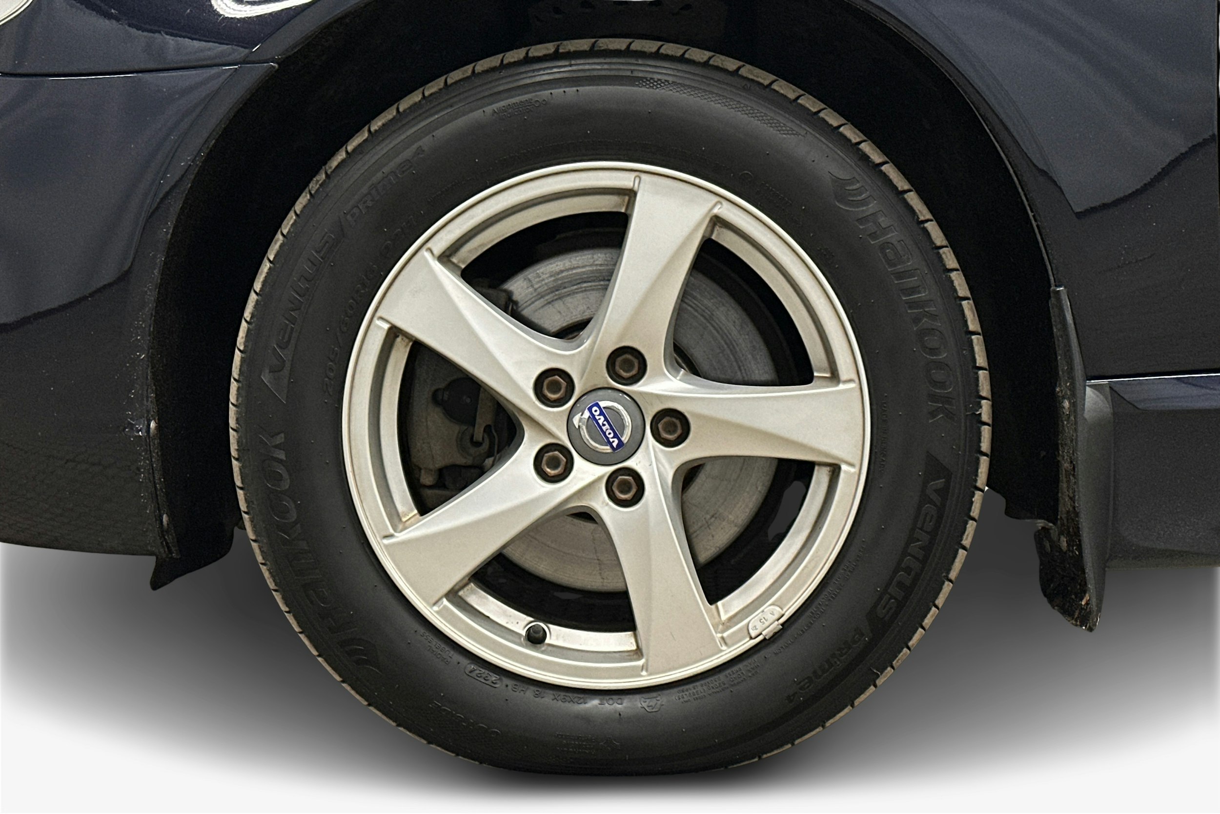 sininen Volvo V70 2016 kuva 11.