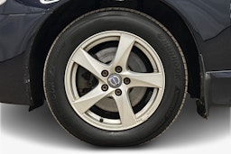 sininen Volvo V70 2016 kuva 11.