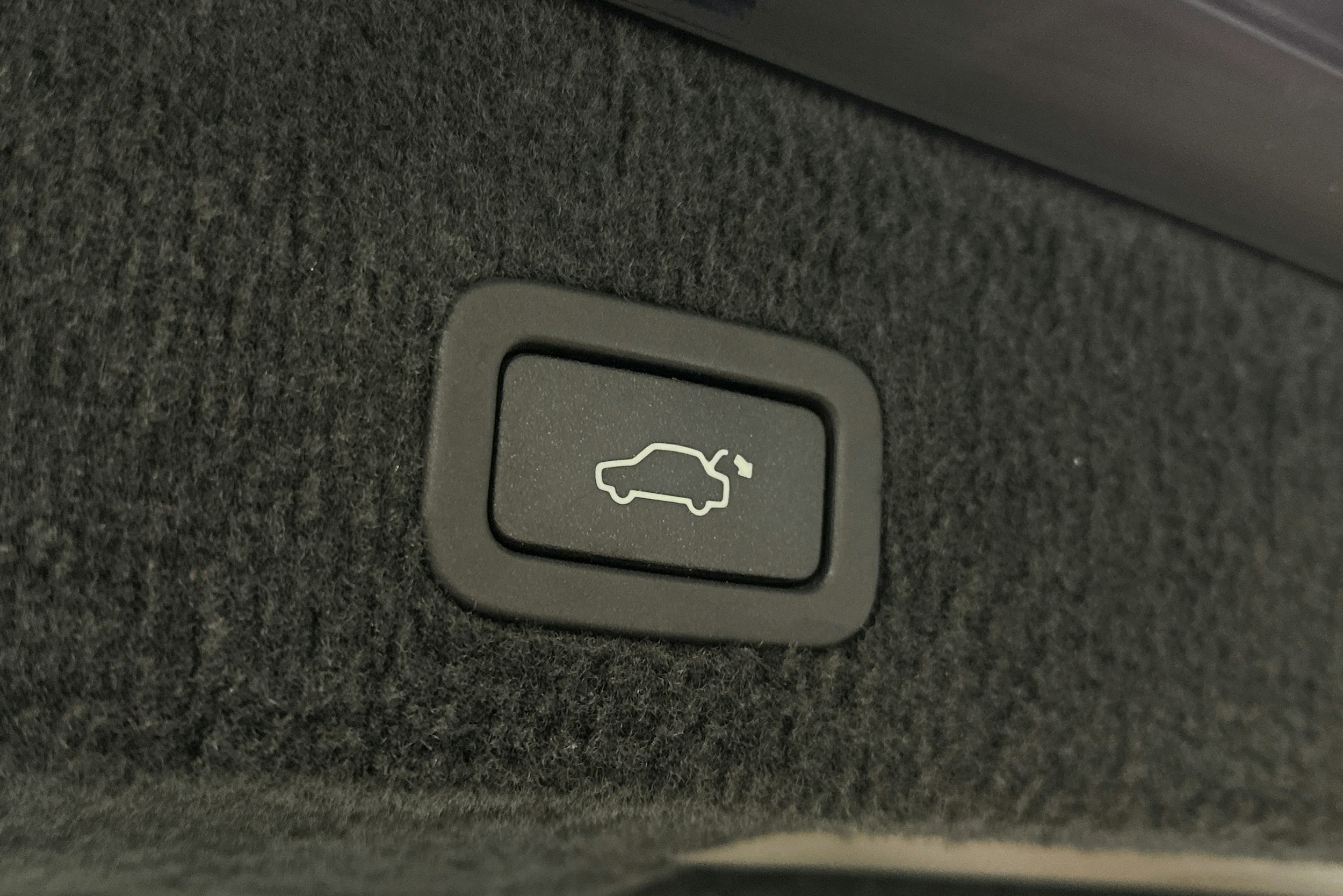 sininen Volvo V70 2016 kuva 15.