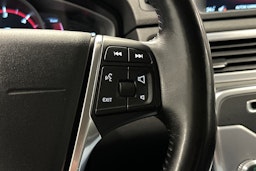 sininen Volvo V70 2016 kuva 21.