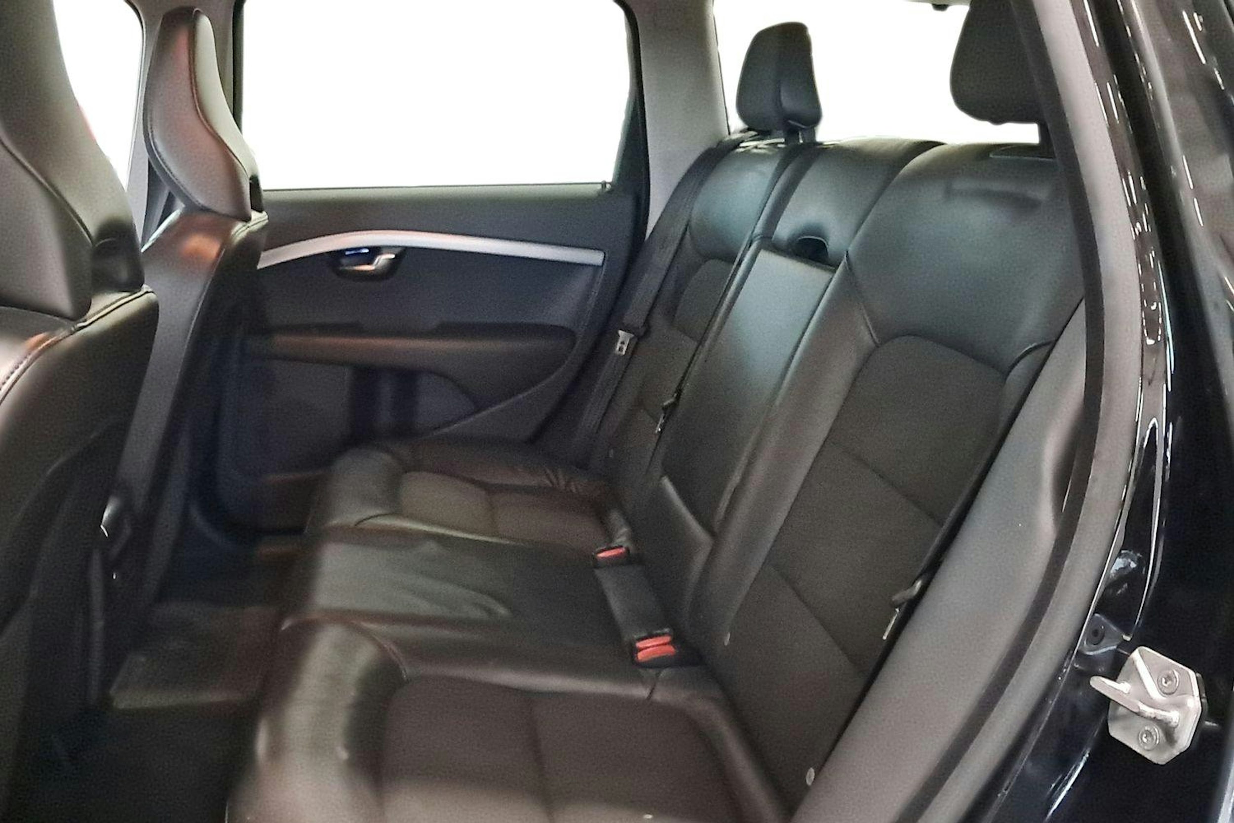 musta Volvo V70 2016 kuva 10.