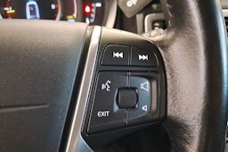 musta Volvo V70 2016 kuva 16.