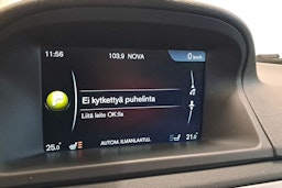 musta Volvo V70 2016 kuva 24.