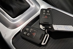 musta Volvo V70 2016 kuva 29.