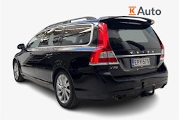 musta Volvo V70 2016 kuva 2.