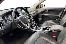 musta Volvo V70 2016 kuva 7.
