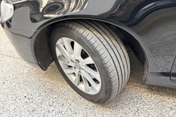 musta Volvo V70 2016 kuva 13.