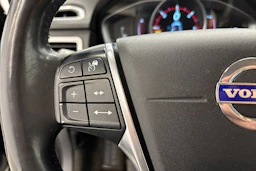 harmaa Volvo V70 2016 kuva 11.
