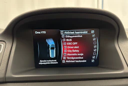 harmaa Volvo V70 2016 kuva 18.