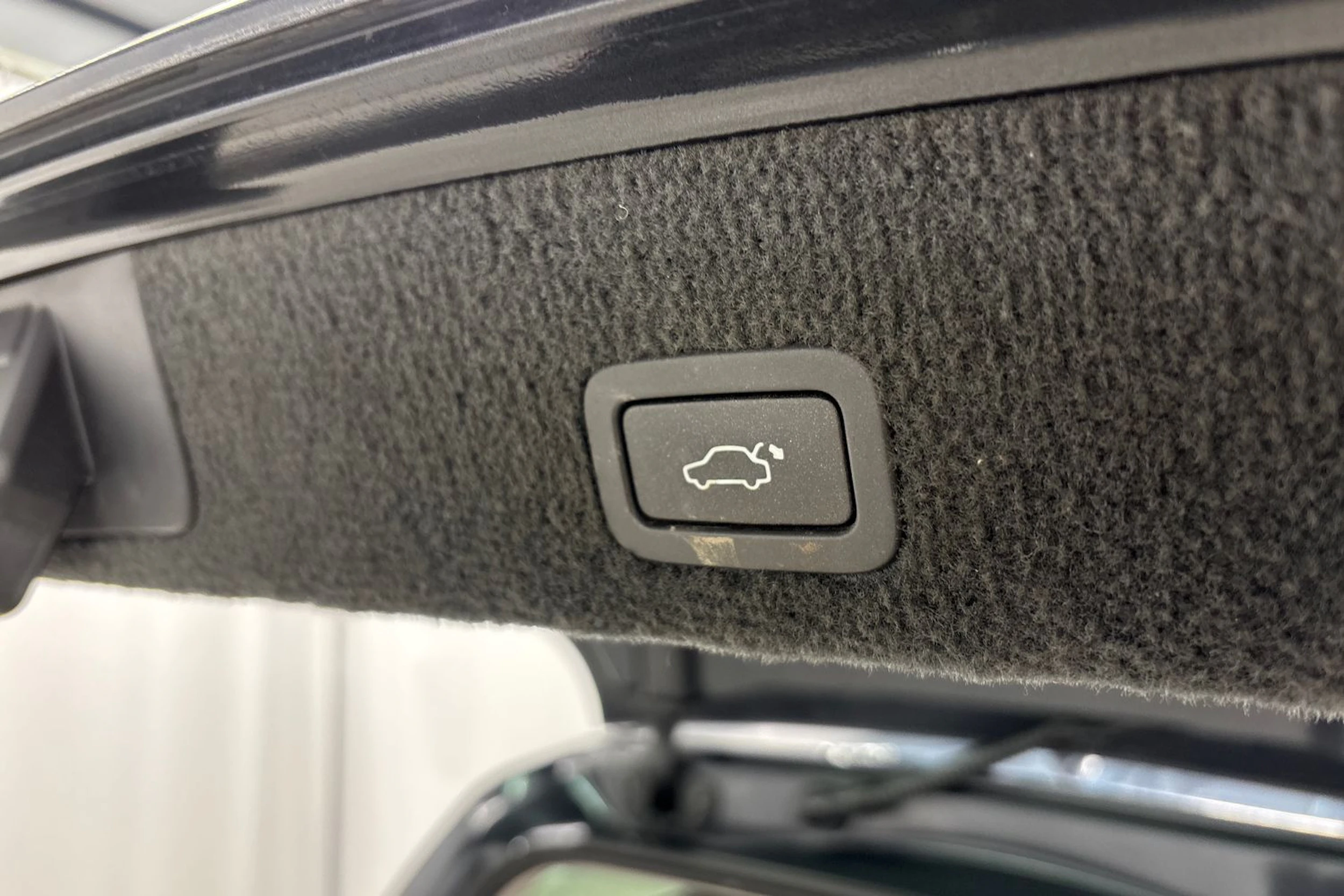 harmaa Volvo V70 2016 kuva 24.
