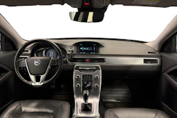 Harmaa Volvo V70 2016 kuva 7.