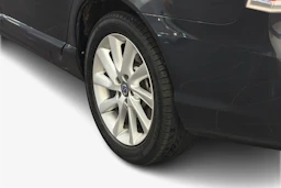 Harmaa Volvo V70 2016 kuva 9.