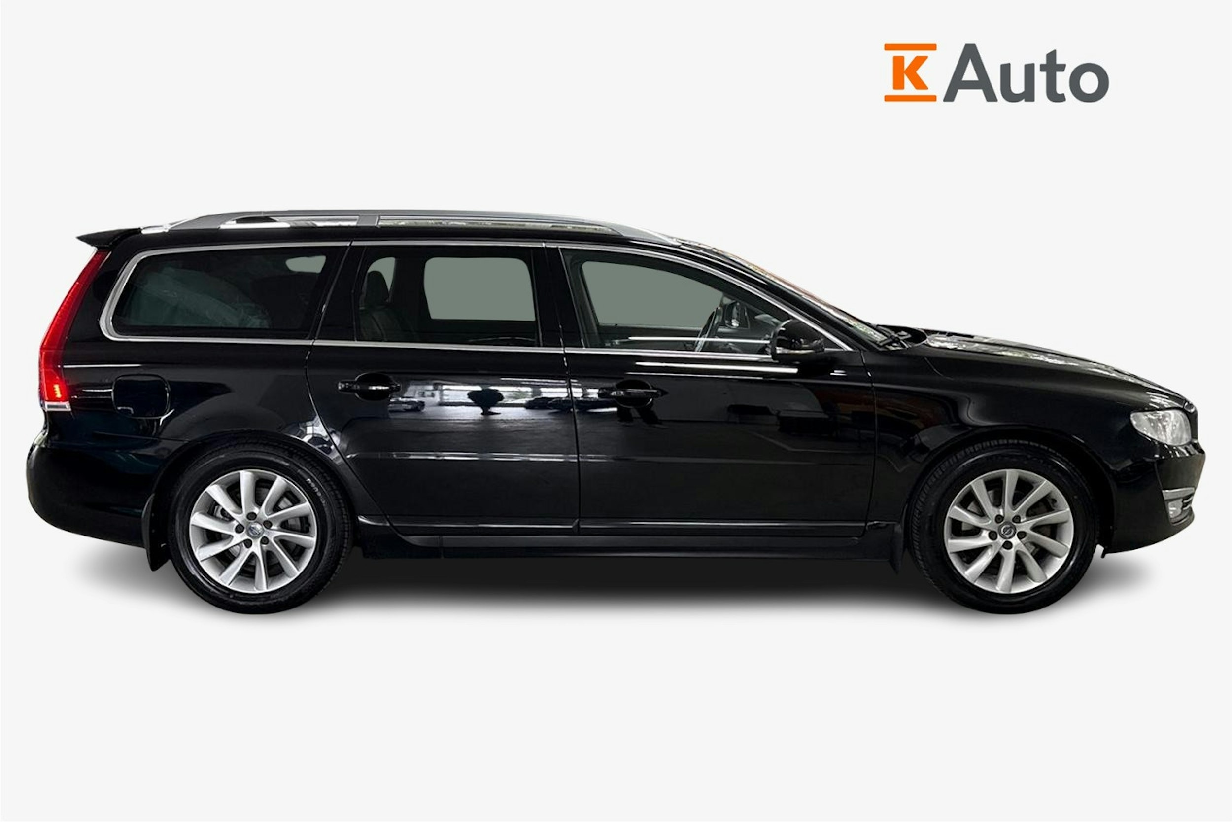 Musta Volvo V70 2016 kuva 6.
