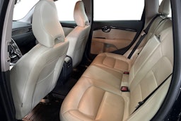 Musta Volvo V70 2016 kuva 10.