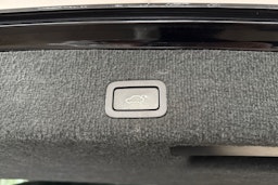 Musta Volvo V70 2016 kuva 16.