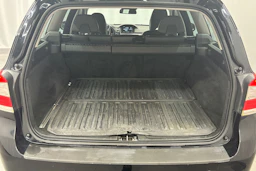 musta Volvo V70 2016 kuva 12.