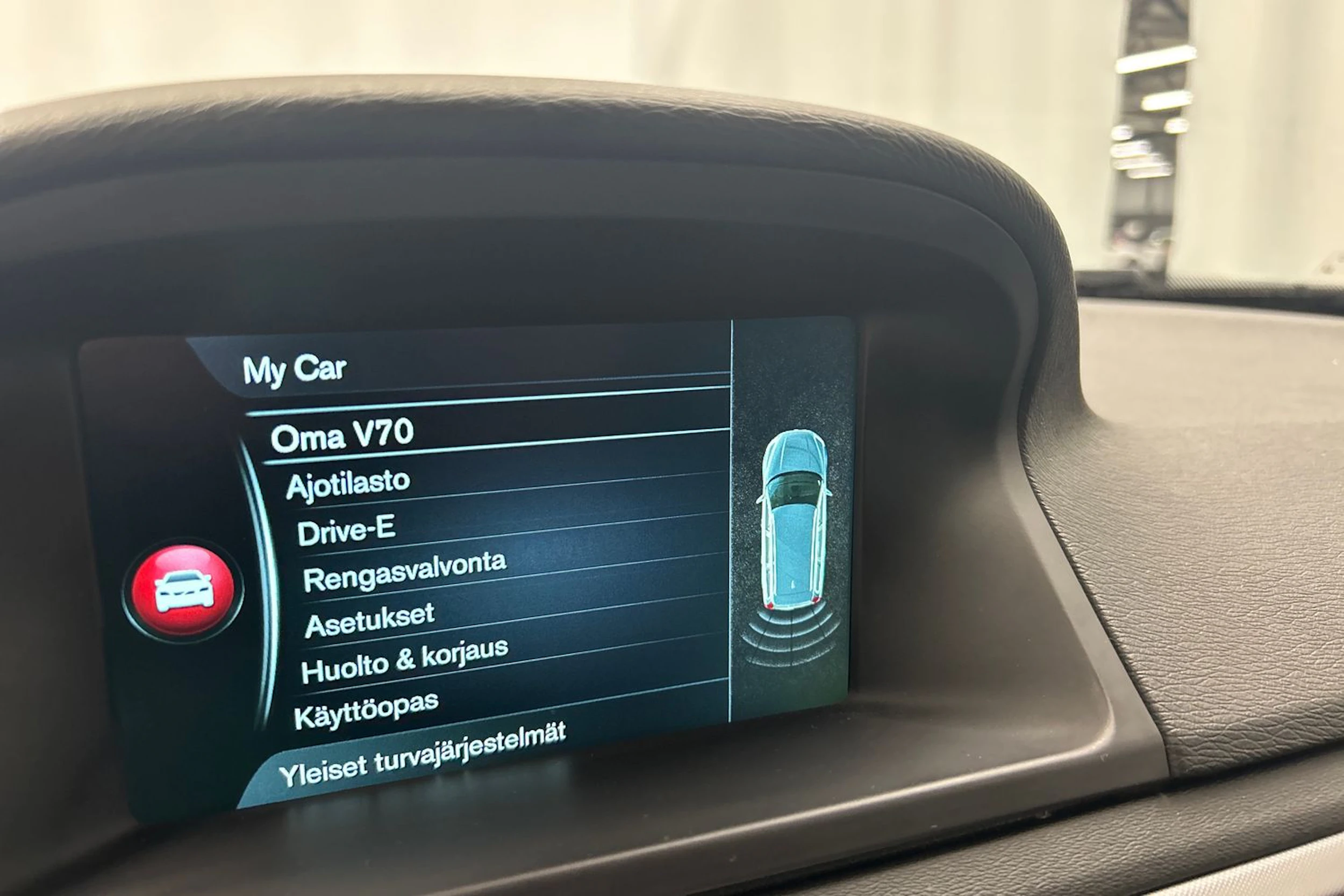 musta Volvo V70 2016 kuva 25.