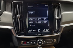 Valkoinen Volvo V90 2016 kuva 14.