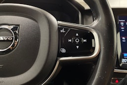 Valkoinen Volvo V90 2016 kuva 19.