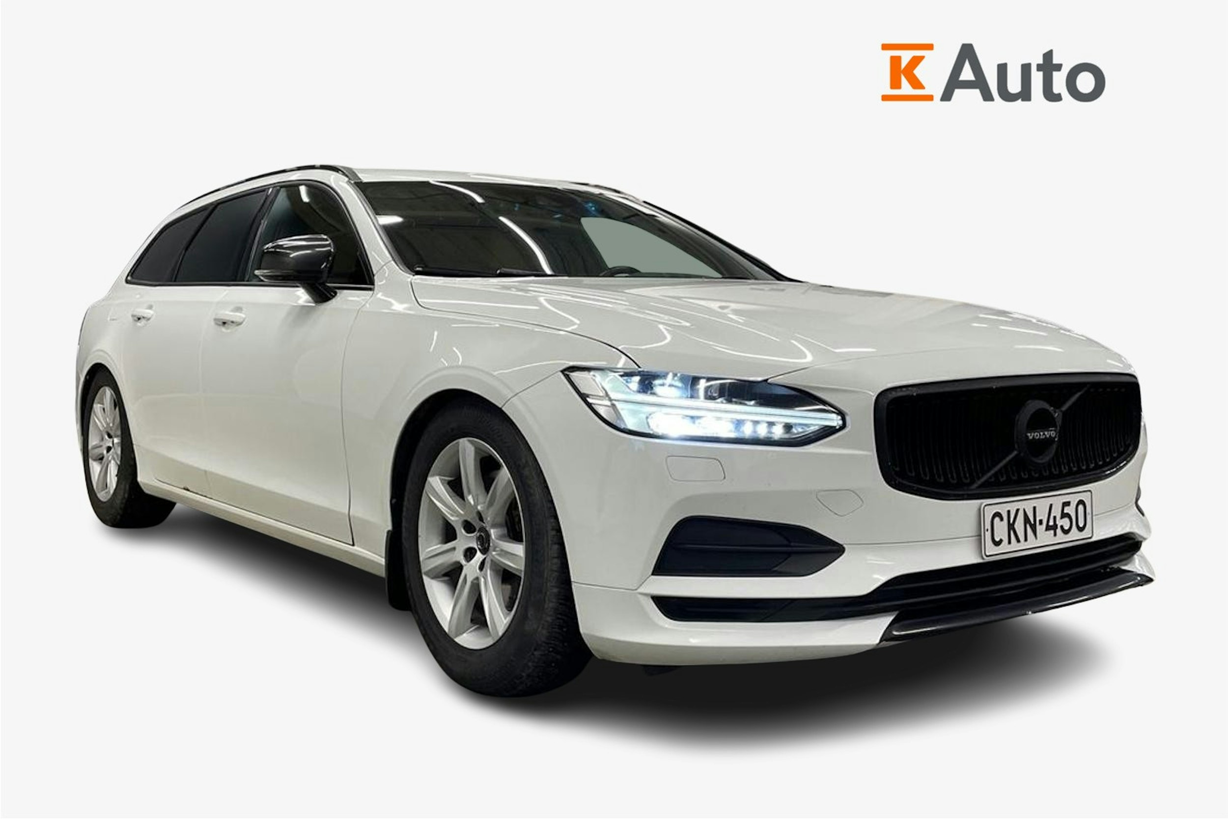 Valkoinen Volvo V90 2016 kuva 29.