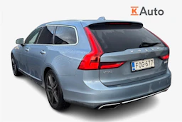 sininen Volvo V90 2016 kuva 2.