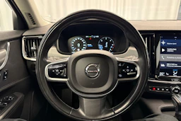 valkoinen Volvo V90 2016 kuva 20.