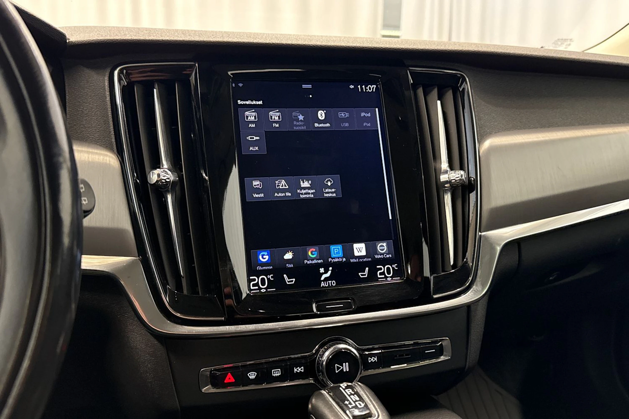 valkoinen Volvo V90 2016 kuva 25.