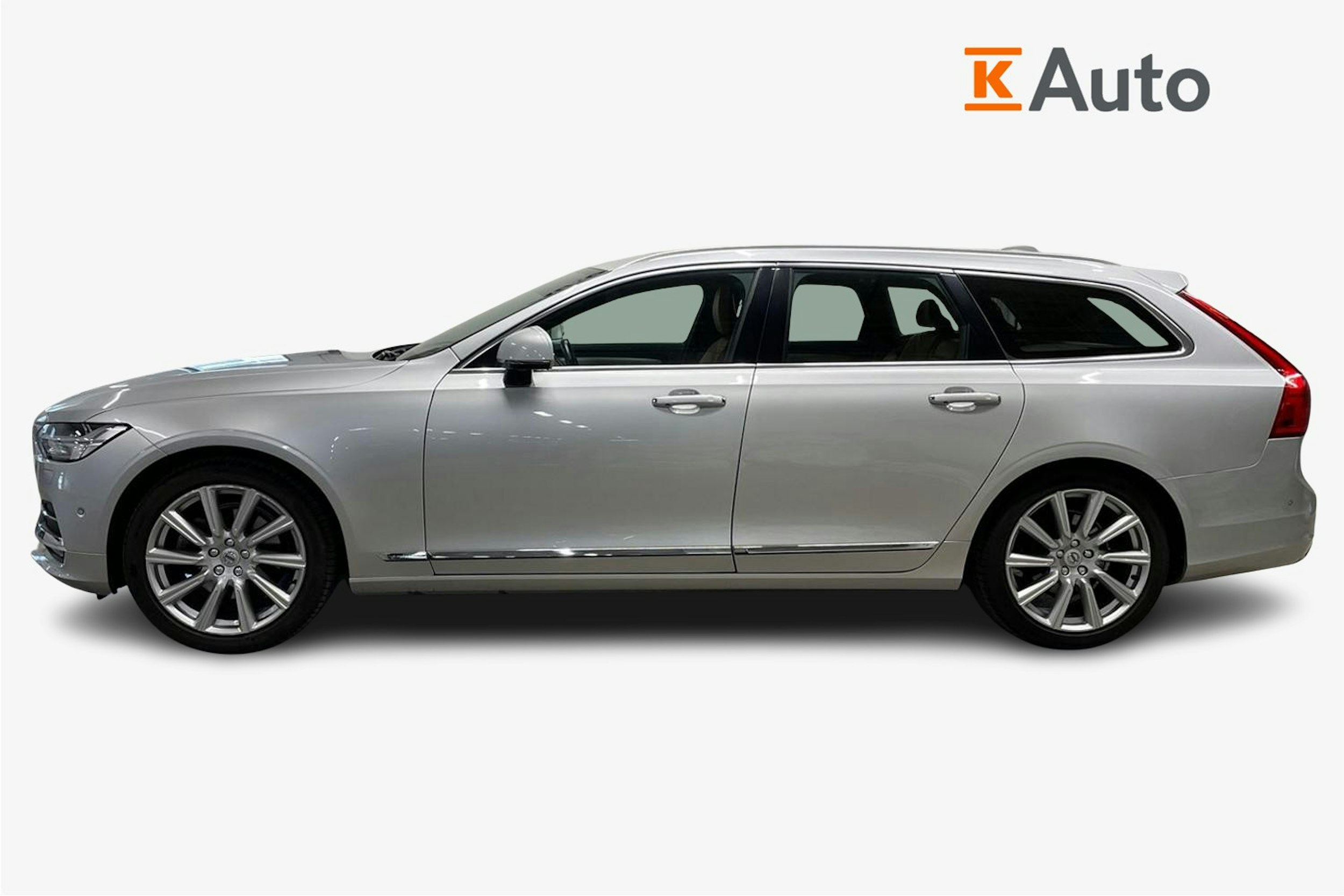 Harmaa Volvo V90 2017 kuva 6.