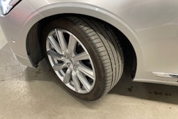 Harmaa Volvo V90 2017 kuva 13.