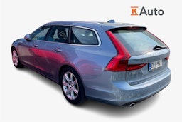 sininen Volvo V90 2017 kuva 2.