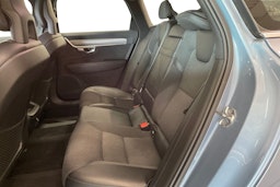 sininen Volvo V90 2017 kuva 10.