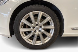 valkoinen Volvo V90 2017 kuva 11.