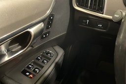 valkoinen Volvo V90 2017 kuva 17.