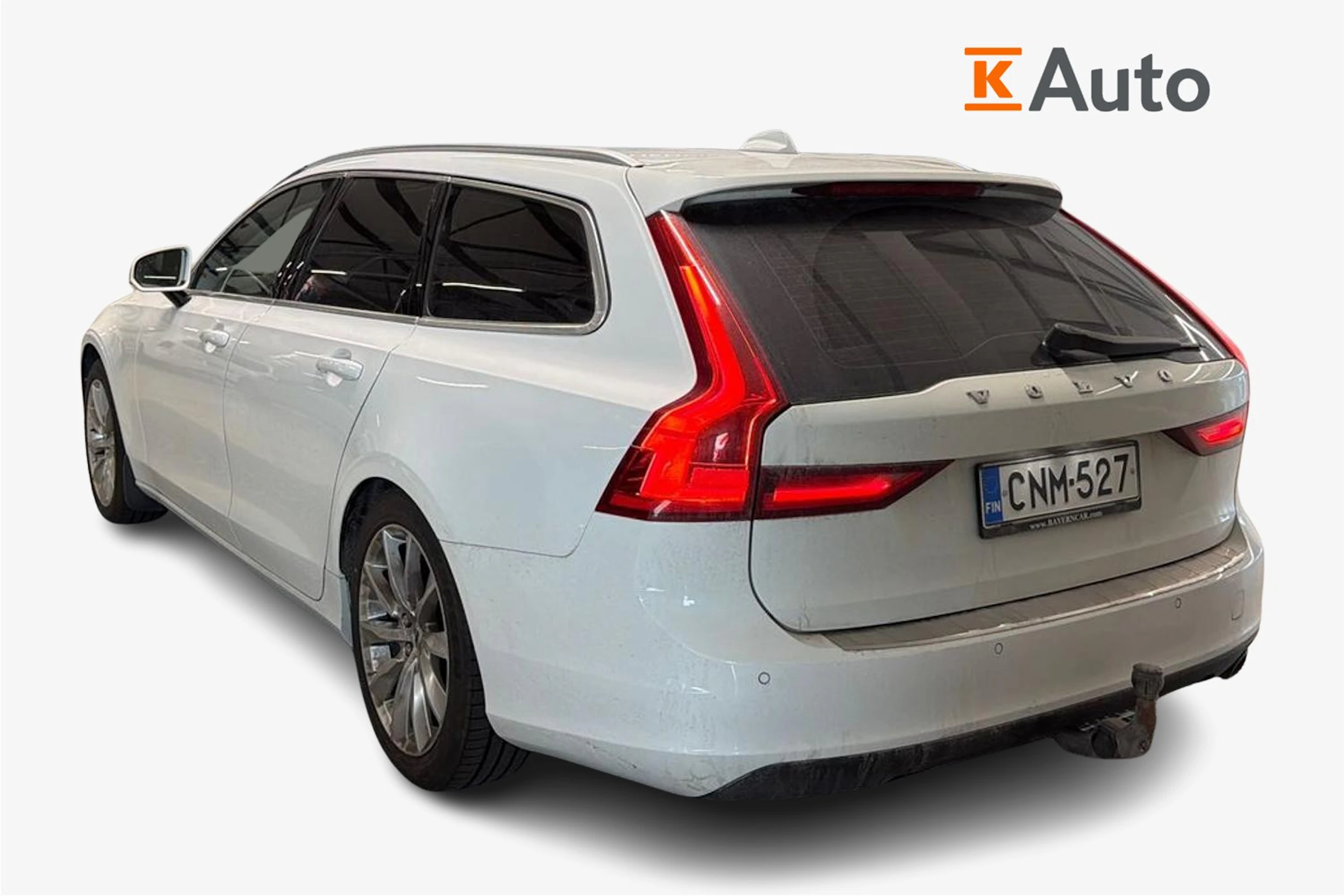 valkoinen Volvo V90 2017 kuva 2.